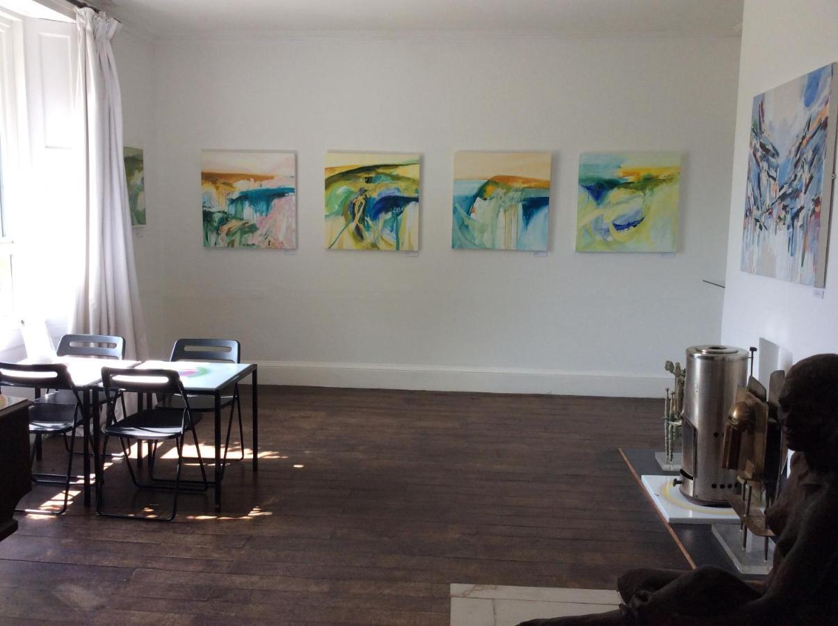 Mid Wales Arts B&B Caersws Экстерьер фото